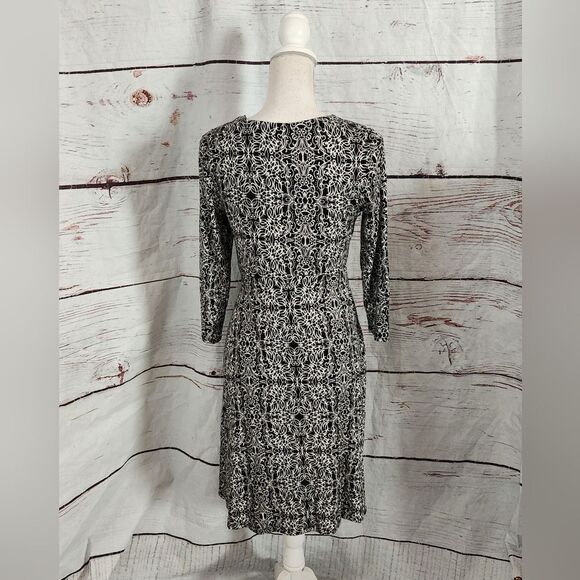 Soma Side Twist 3/4 Sleeve Dress Size Medium NWT - Picture 2 of 5